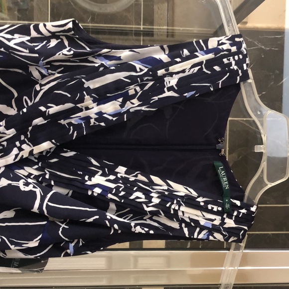 Ralph Lauren dress, size 8, navy/ivory in navy/ivory in color. - Picture 3 of 8